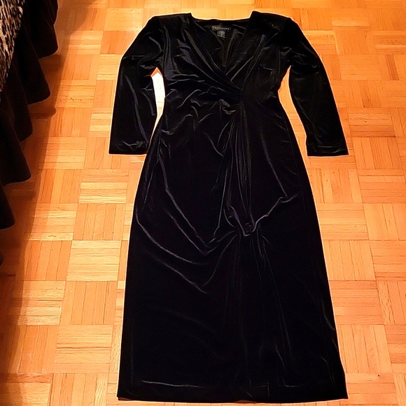 FLASH SALE! Sexy Black Velvet Bodycon Maxi-Dress, V-Neck, Thigh-High Slit, 10 - Picture 10 of 14